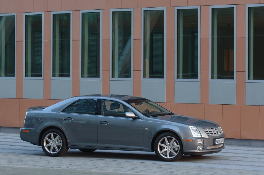  Cadillac STS 2005 года  (фото 57 из 95)
